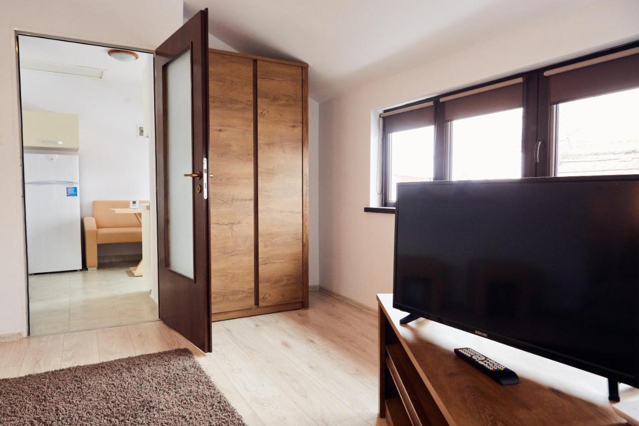 Apartament Modern ブラショフ エクステリア 写真