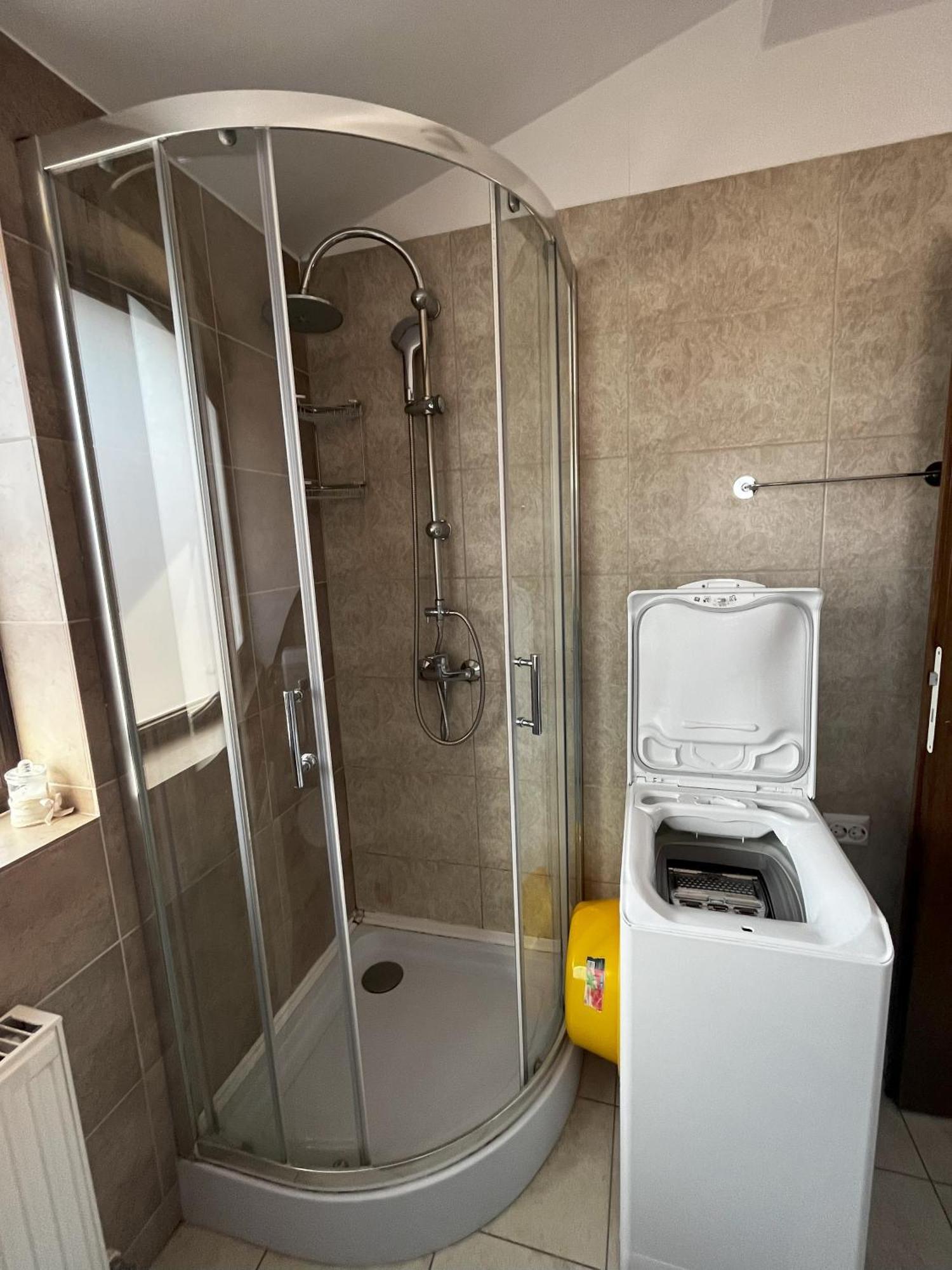Apartament Modern ブラショフ エクステリア 写真
