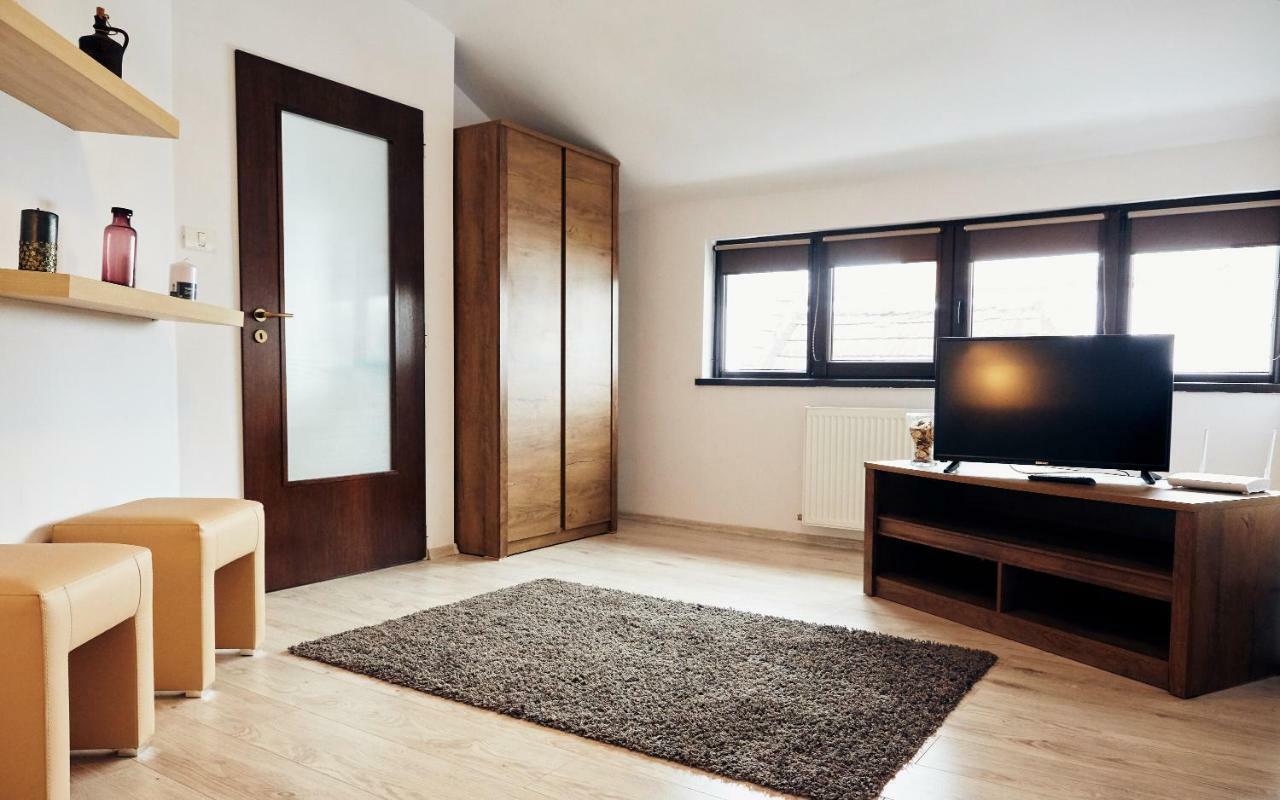 Apartament Modern ブラショフ エクステリア 写真